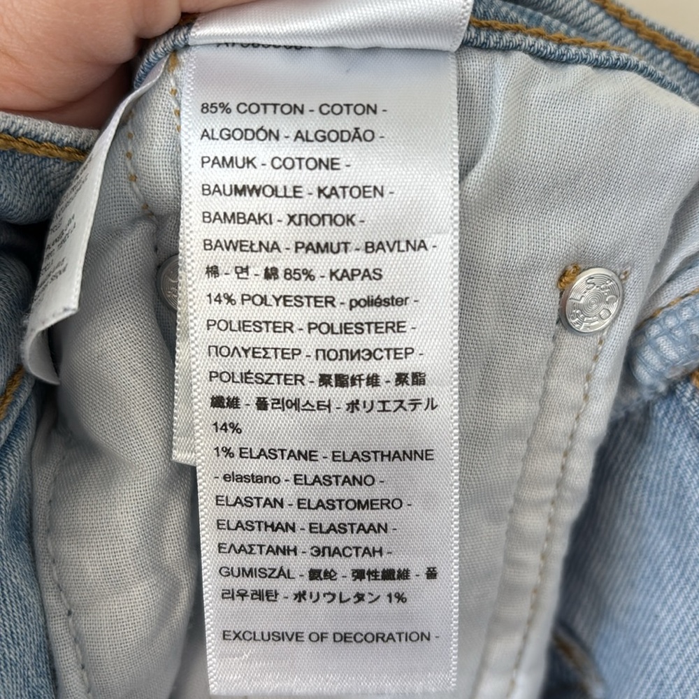 Levi’s Ribcage Bell Sits Well Together Light Wash Size 24 - Picture 12 of 14